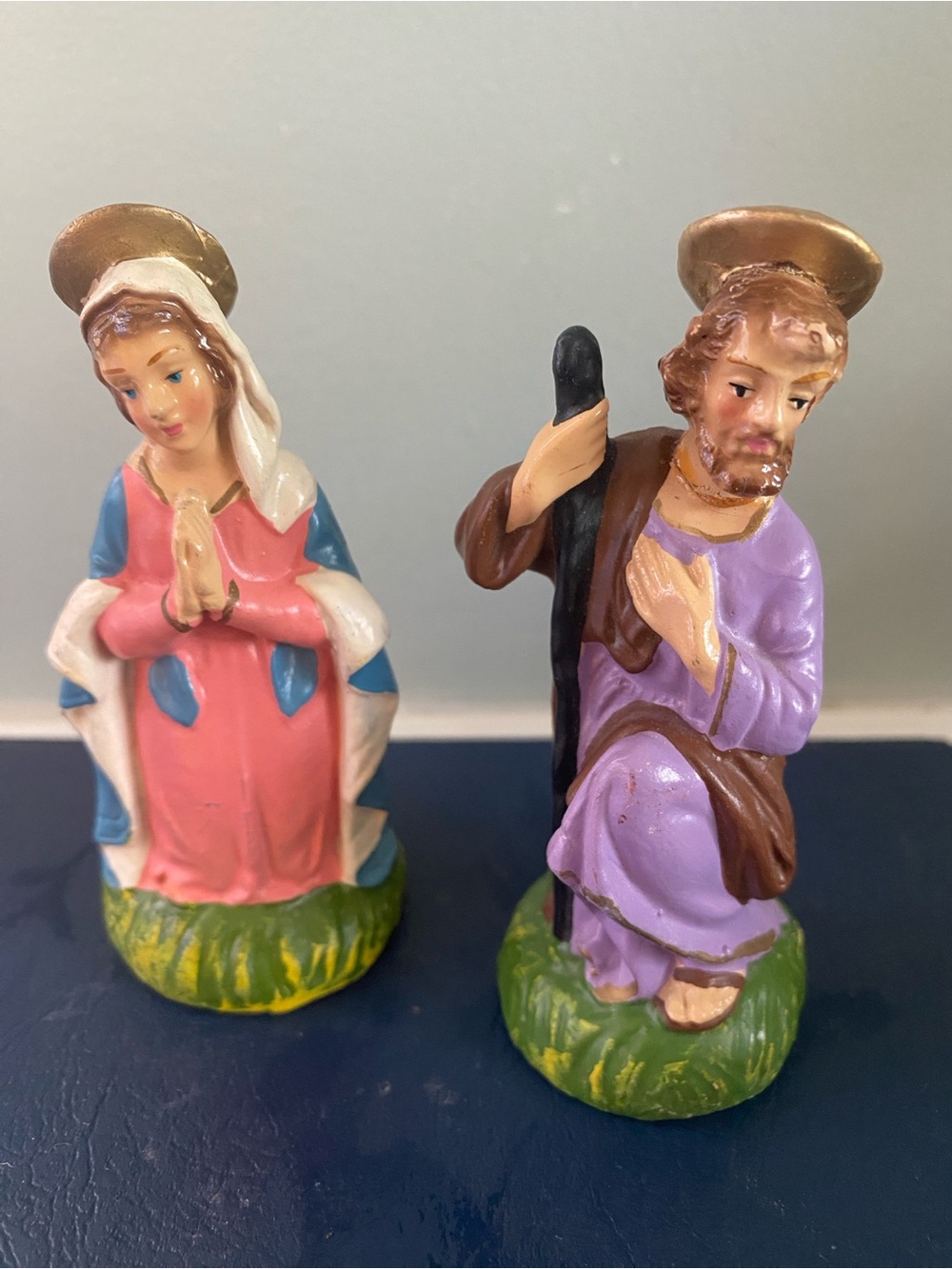 Hand-Painted Nativity Figurines - Mary & Joseph in Pastel Colors Made in Italy